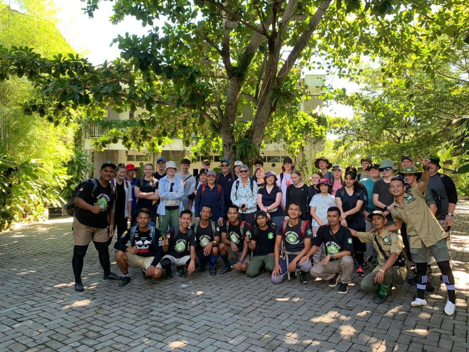 Gino'S Place - Guest House & Jungle Trekking Bukit Lawang Extérieur photo